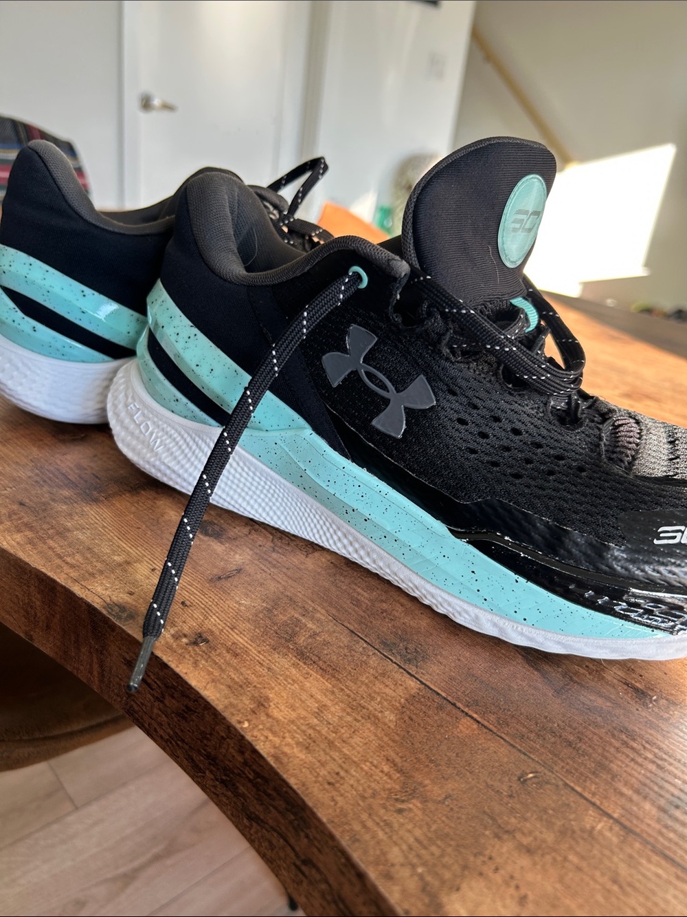 Under Armour Flo Tro Future Curry Men’s sneakers Shoes